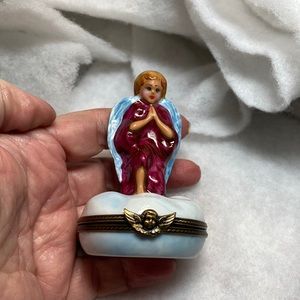 Christopher Radko Limoges box. Point Main.  Angel